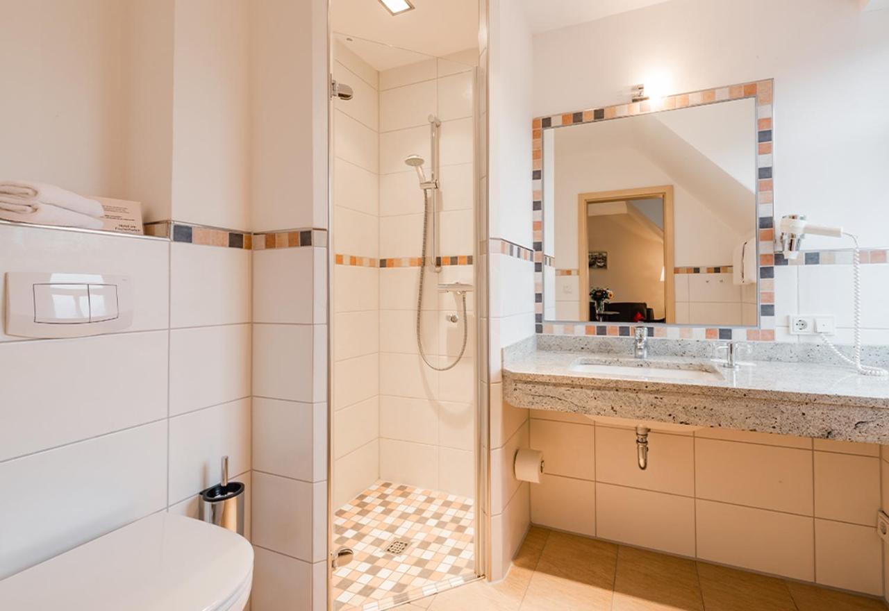 Hotel Am Fischerhafen ديتزوم المظهر الخارجي الصورة